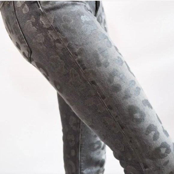 BLACK ORCHID Brooklyn Mid-Rise Straight Leopard-Print Jeans size 28 - Picture 5 of 8